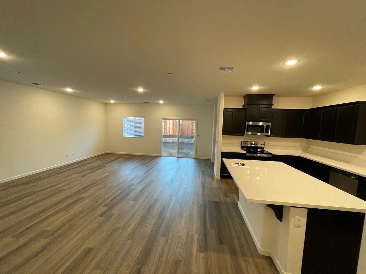 509 Bedfordshire Dr #NA - Photo 3 of 17