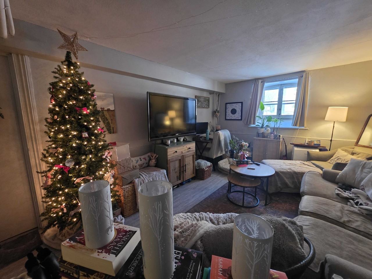 134 Earl St #1 - Photo 3 of 8