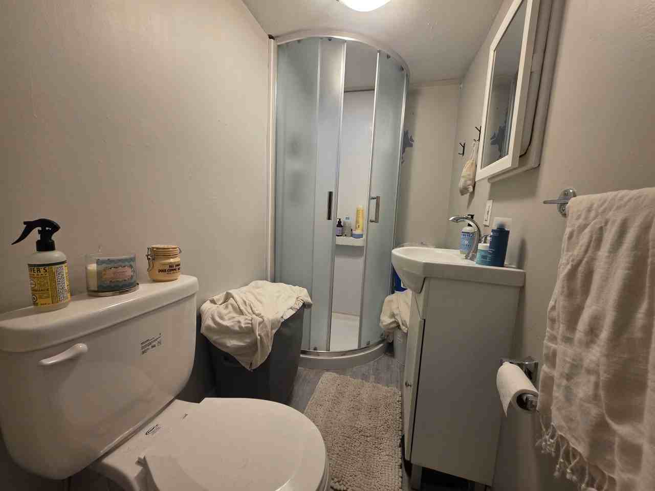 134 Earl St #1 - Photo 6 of 8