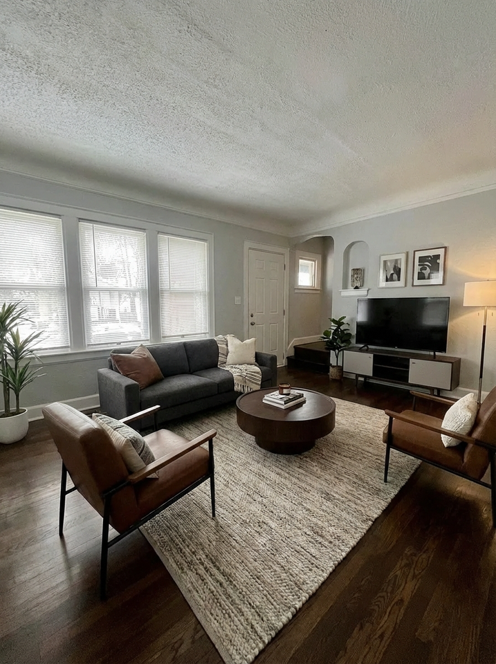 177 W Rundell St #1 - Photo 2 of 8