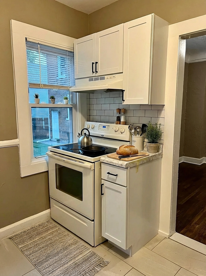 177 W Rundell St #1 - Photo 5 of 8