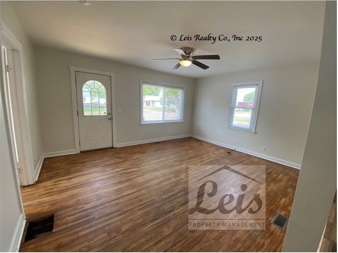 902 Sycamore St #1 - Photo 2 of 14