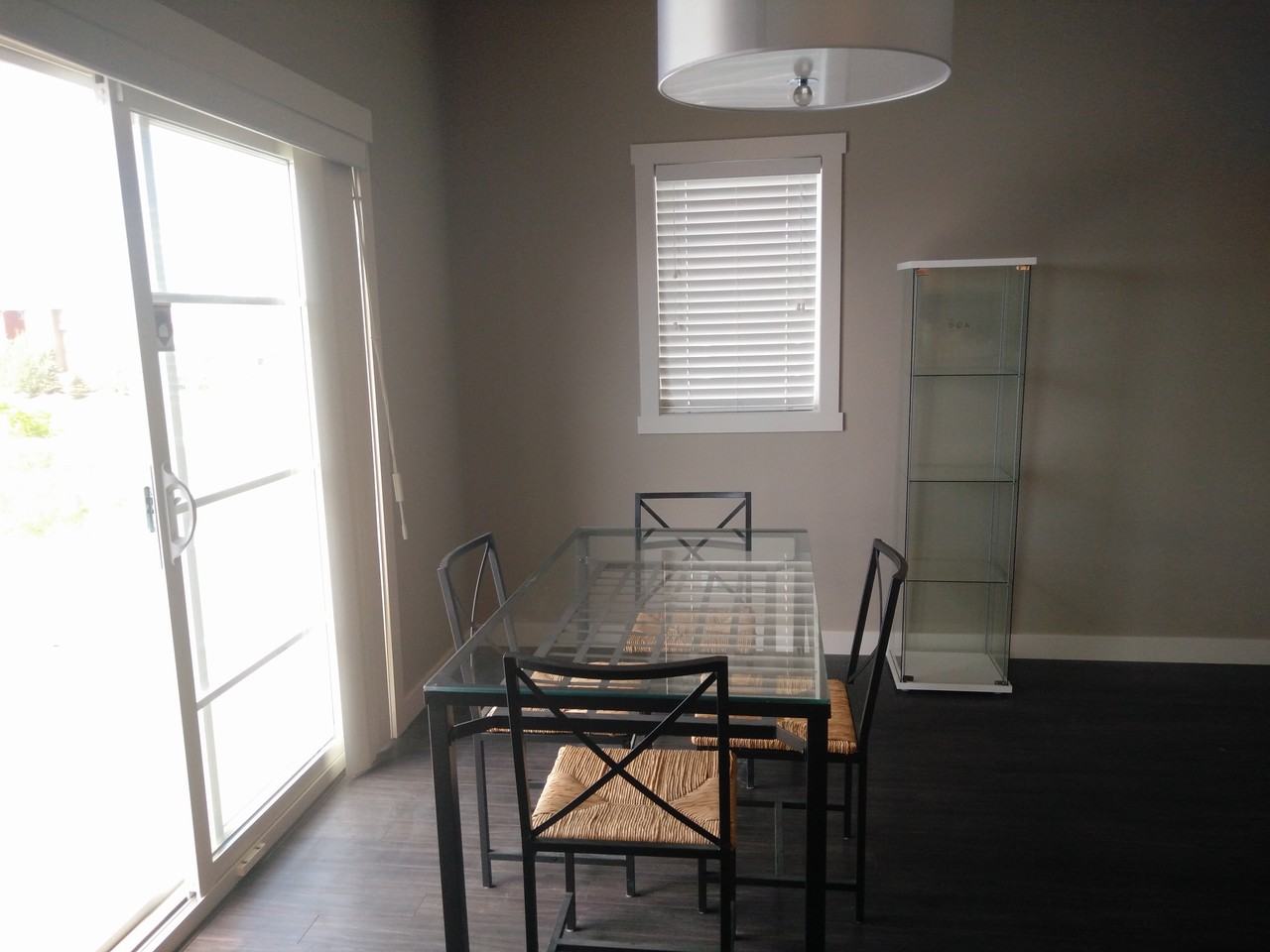 542 Redstone View Northeast - Photo 7 of 18