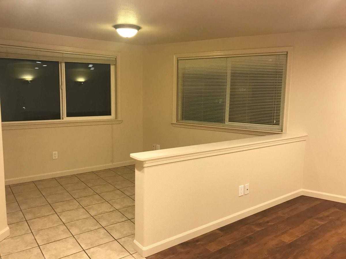 11441 Rainier Ave S #3C - Photo 4 of 12