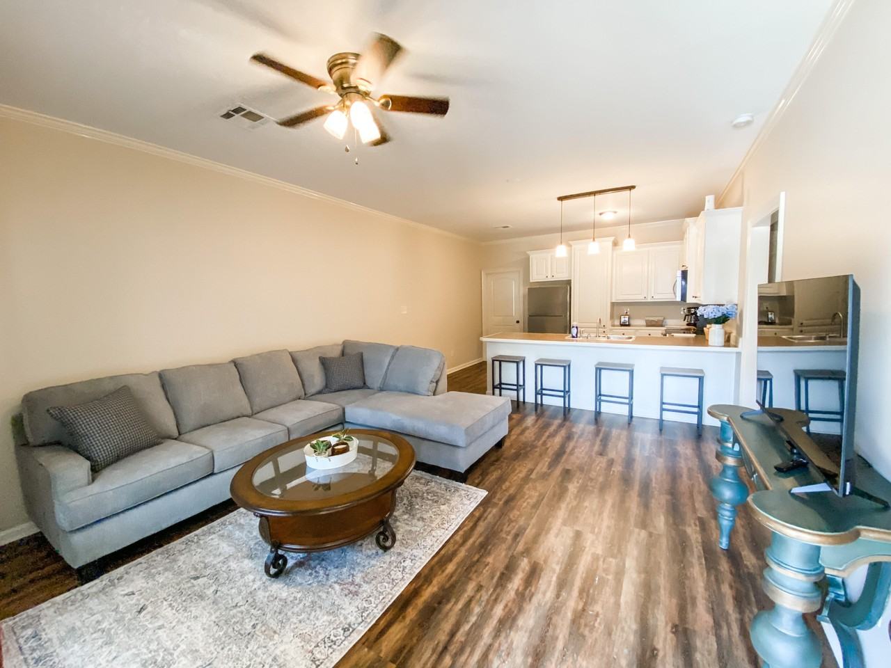 506 Morrow Dr - Photo 2 of 11