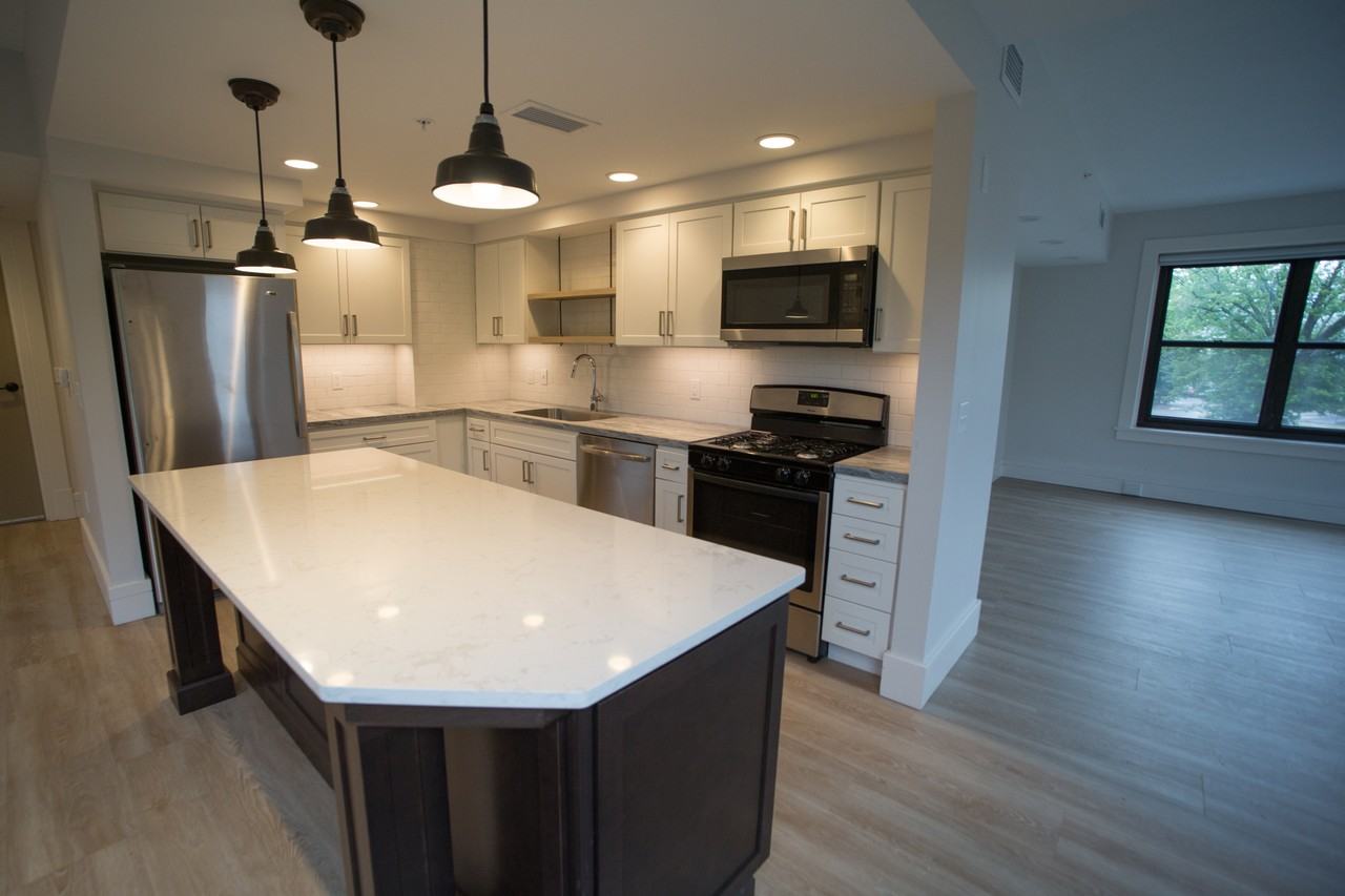 2015 Broad Ave #D - Photo 3 of 7