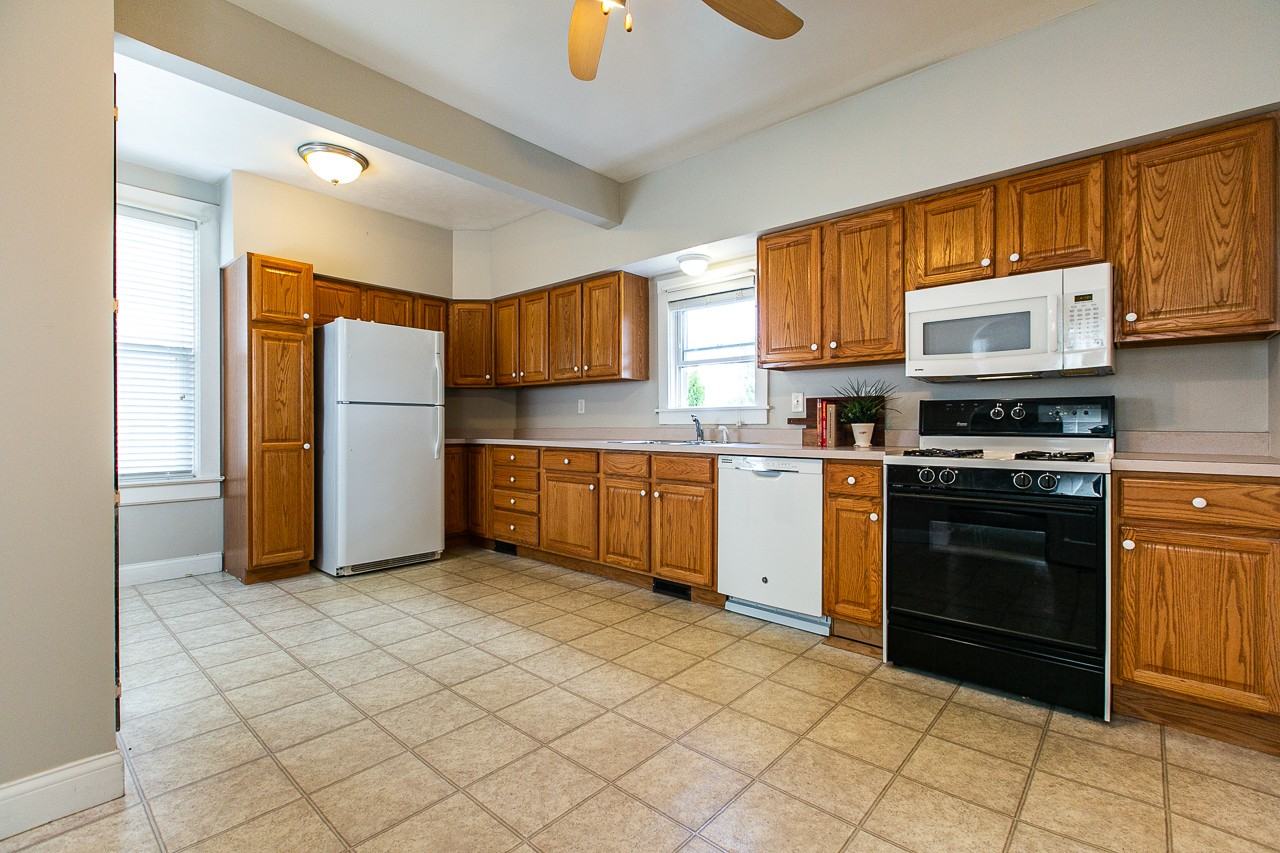 2636 Fulton St - Photo 3 of 25