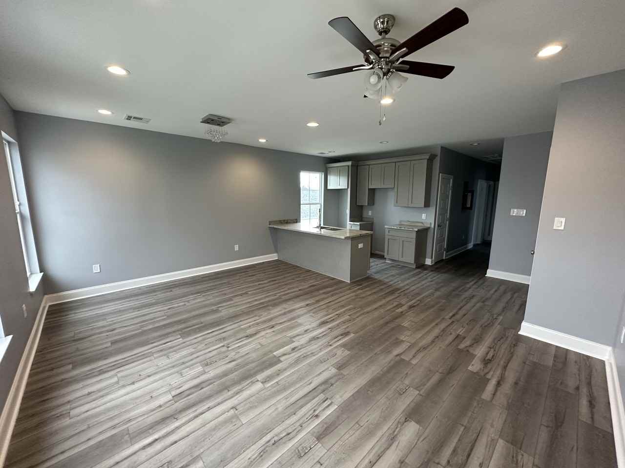 1522 Sere St #A - Photo 5 of 12