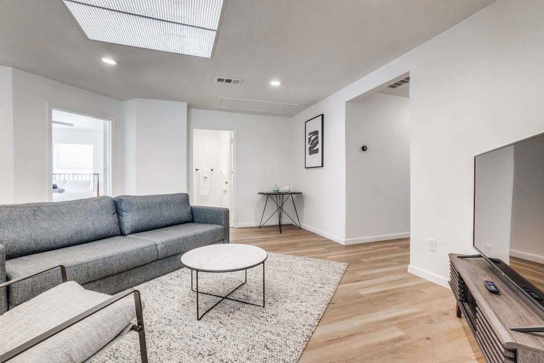 5233 Bonita Ave - Photo 6 of 20