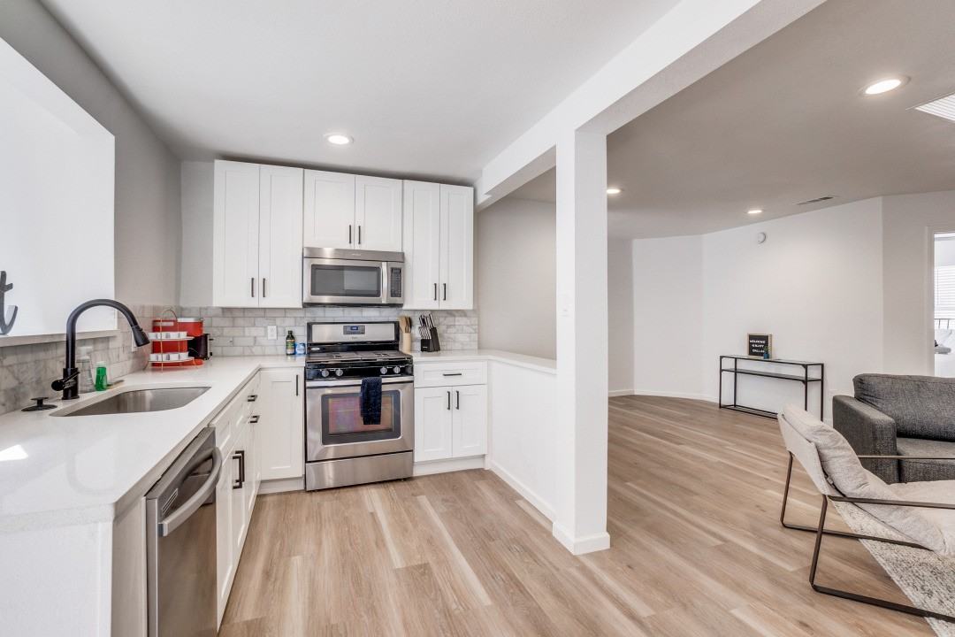 5233 Bonita Ave - Photo 7 of 20