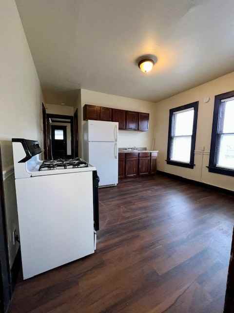 2578 N 34th St #2578A - Photo 4 of 12