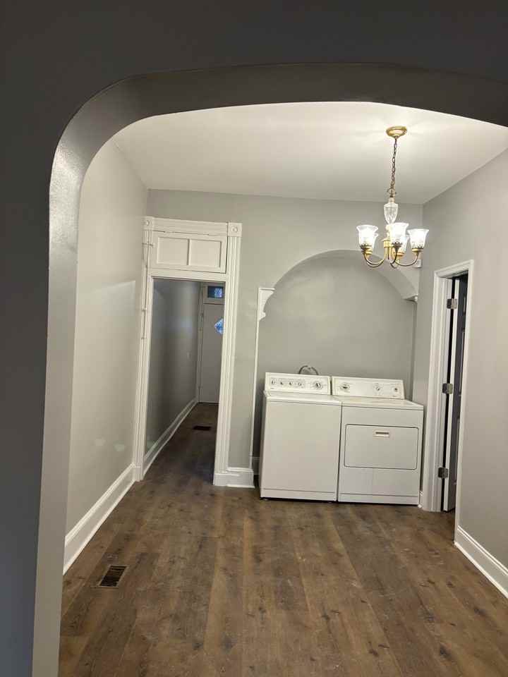 2023 N Fulton Ave - Photo 3 of 14