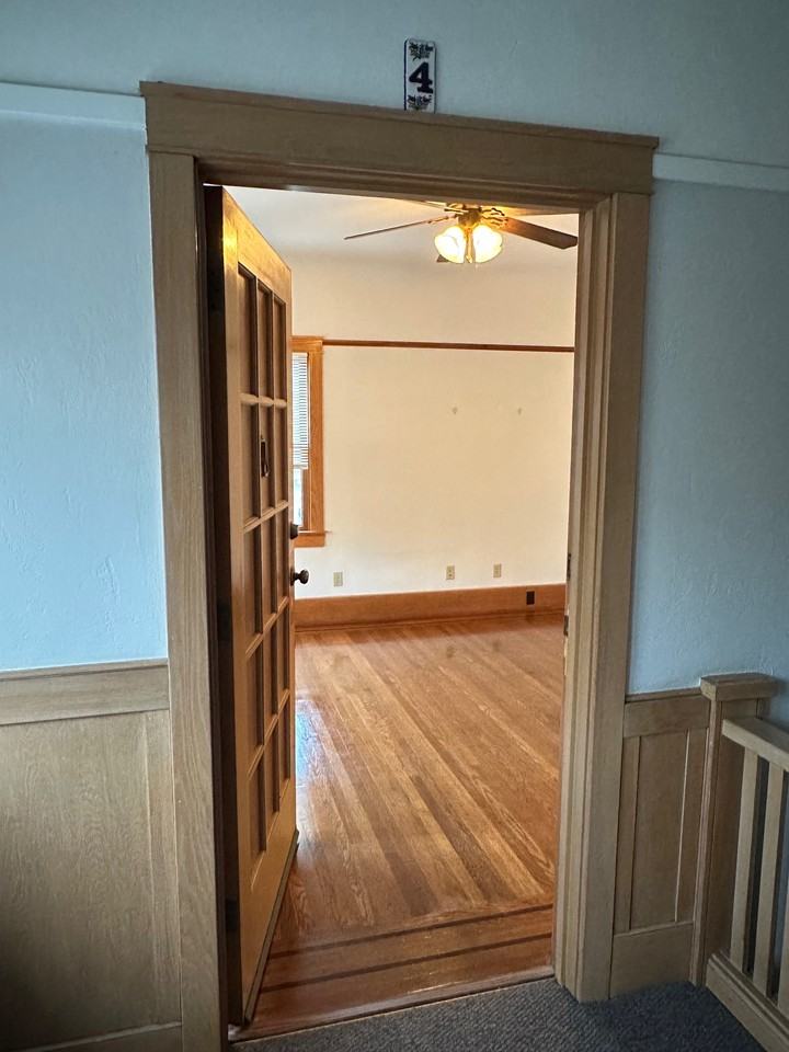 2110 G St #4 - Photo 3 of 22