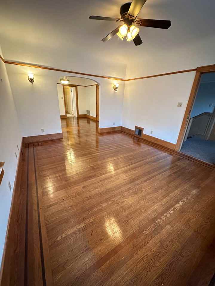 2110 G St #4 - Photo 6 of 22