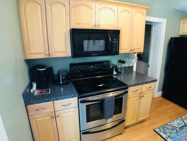 1256 Dennison Ave - Photo 3 of 18