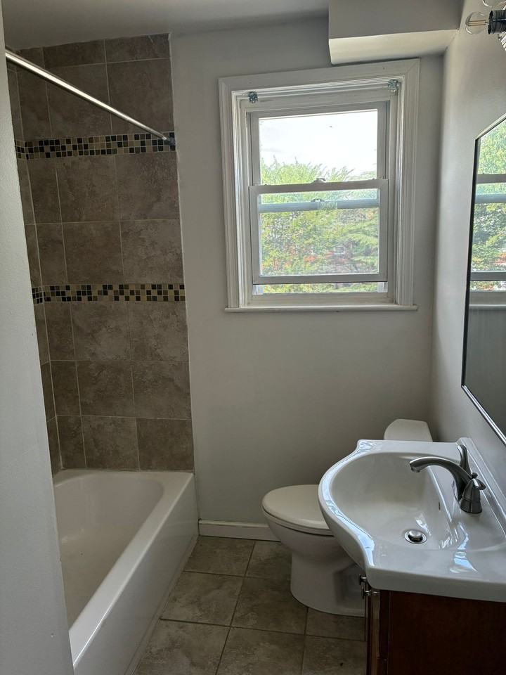 1715 E Belvedere Ave - Photo 7 of 16