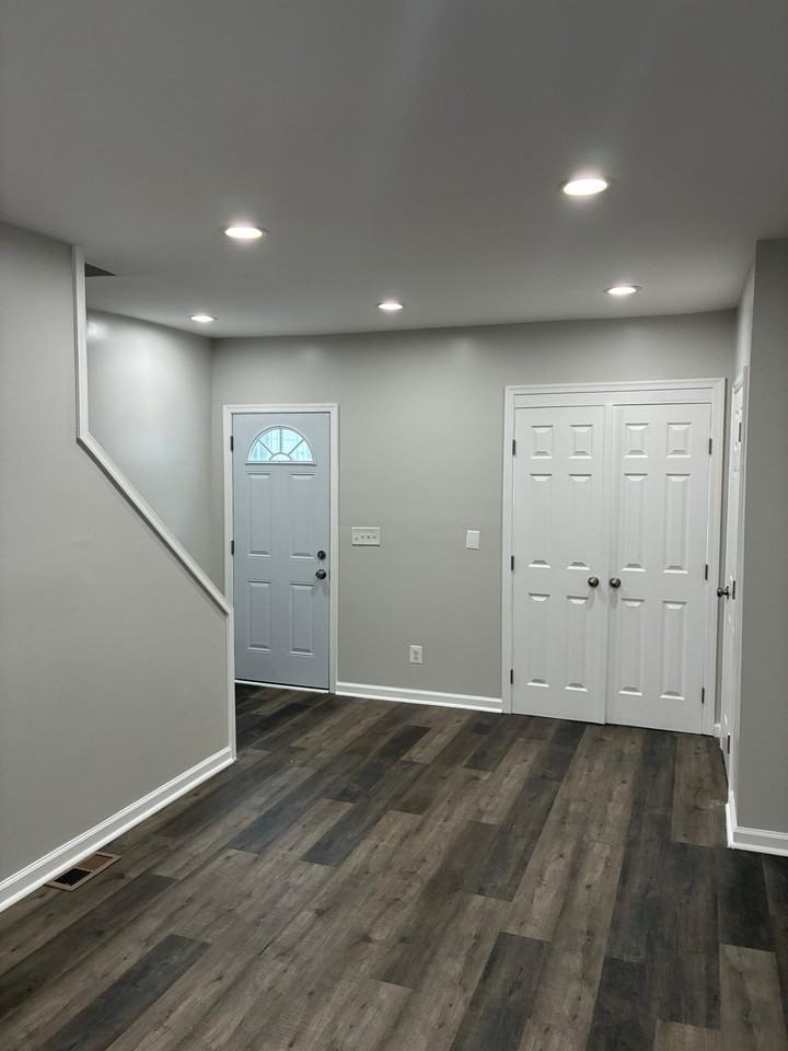 2305 Belair Rd - Photo 5 of 12