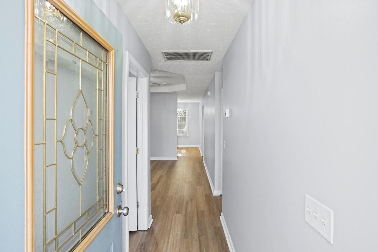 2029 Williams Valley Dr - Photo 6 of 32