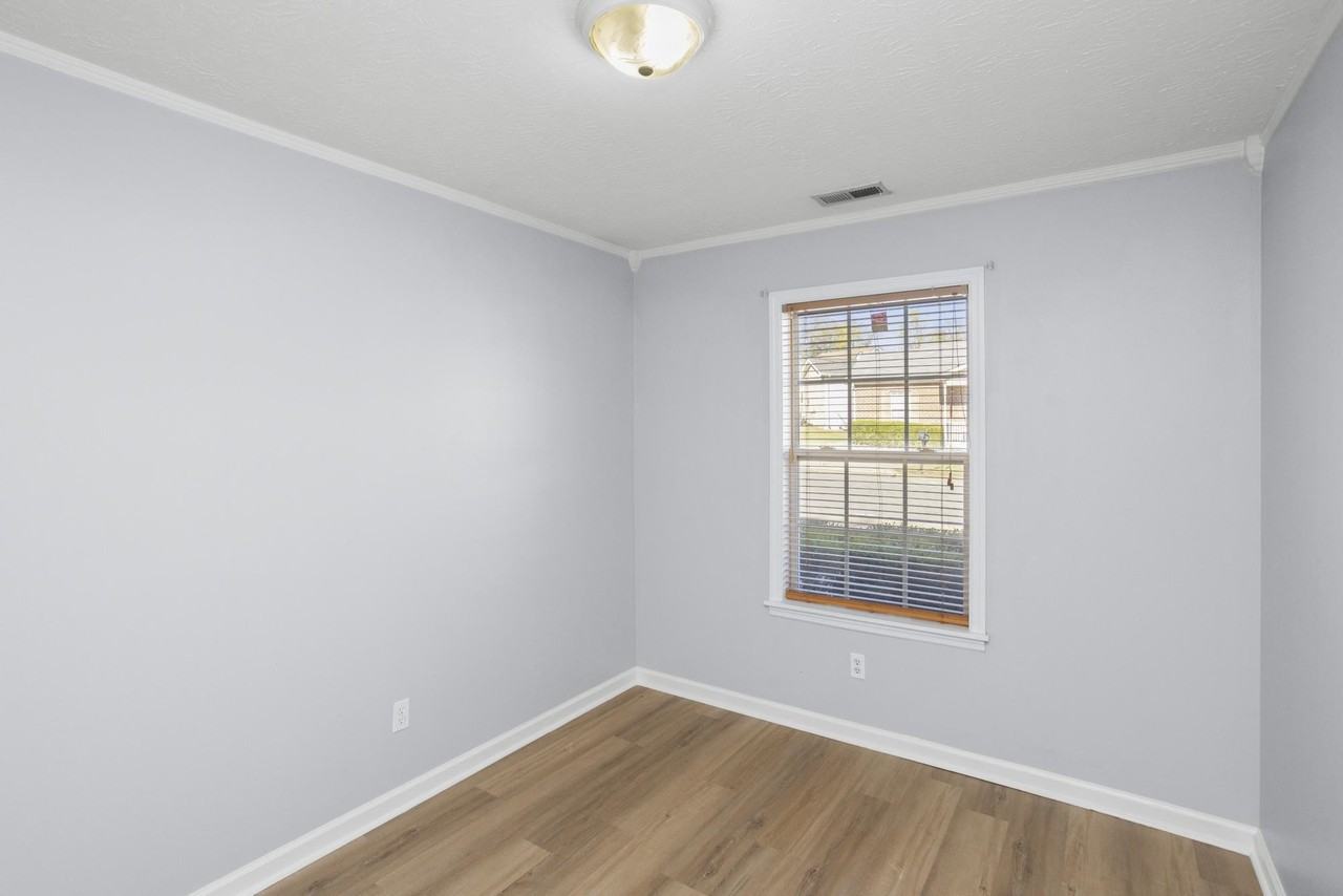 2029 Williams Valley Dr - Photo 7 of 32