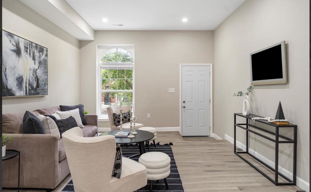 442 N Luzerne Ave - Photo 3 of 26