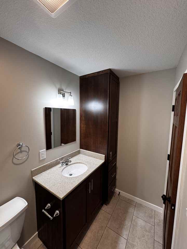 431 S Harrison St #431 - Photo 4 of 5