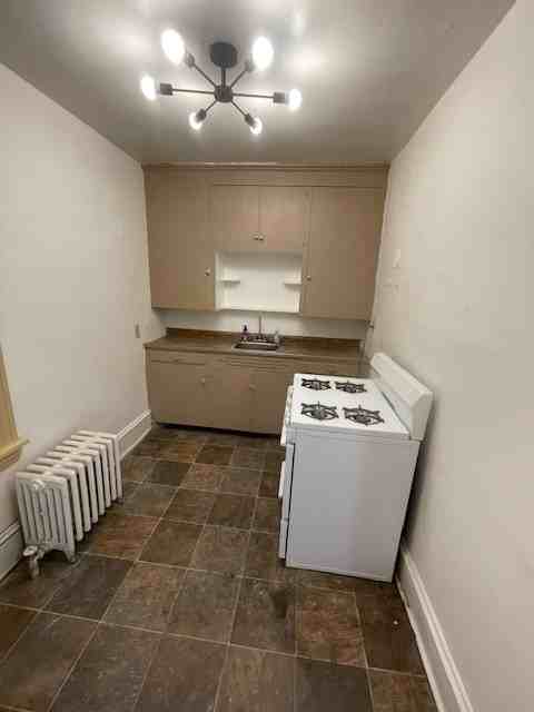 401 N 4th St #6 - Photo 4 of 10