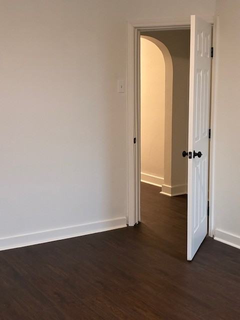 922 Oak St - Photo 5 of 12