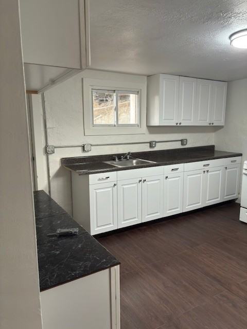 922 Oak St - Photo 6 of 12