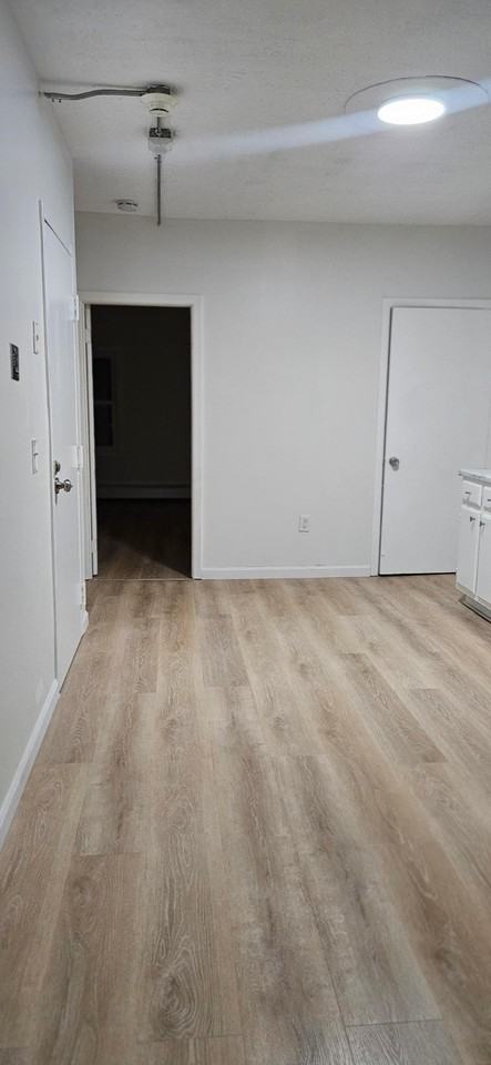 76 Beacon Ave #9 - Photo 6 of 7