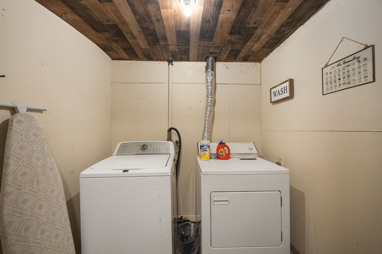 420 N 6th Ave #BS - Photo 2 of 15