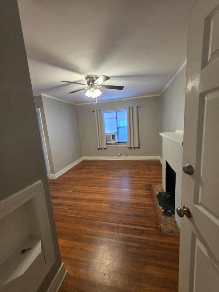 1415 S Quincy Ave #12 - Photo 2 of 11