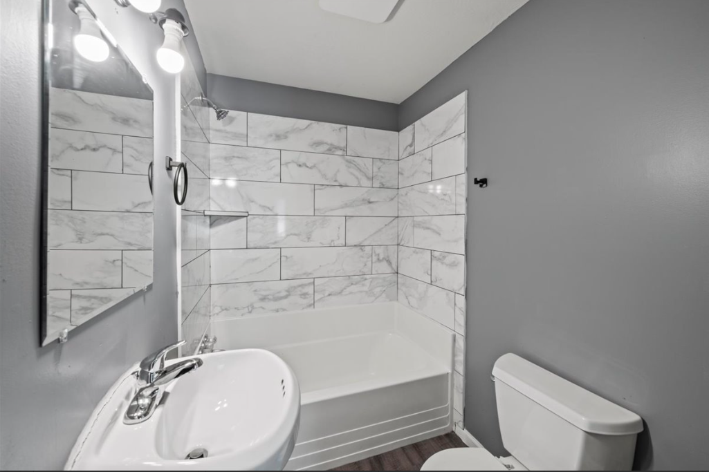 409 N Temple Ave - Photo 2 of 16