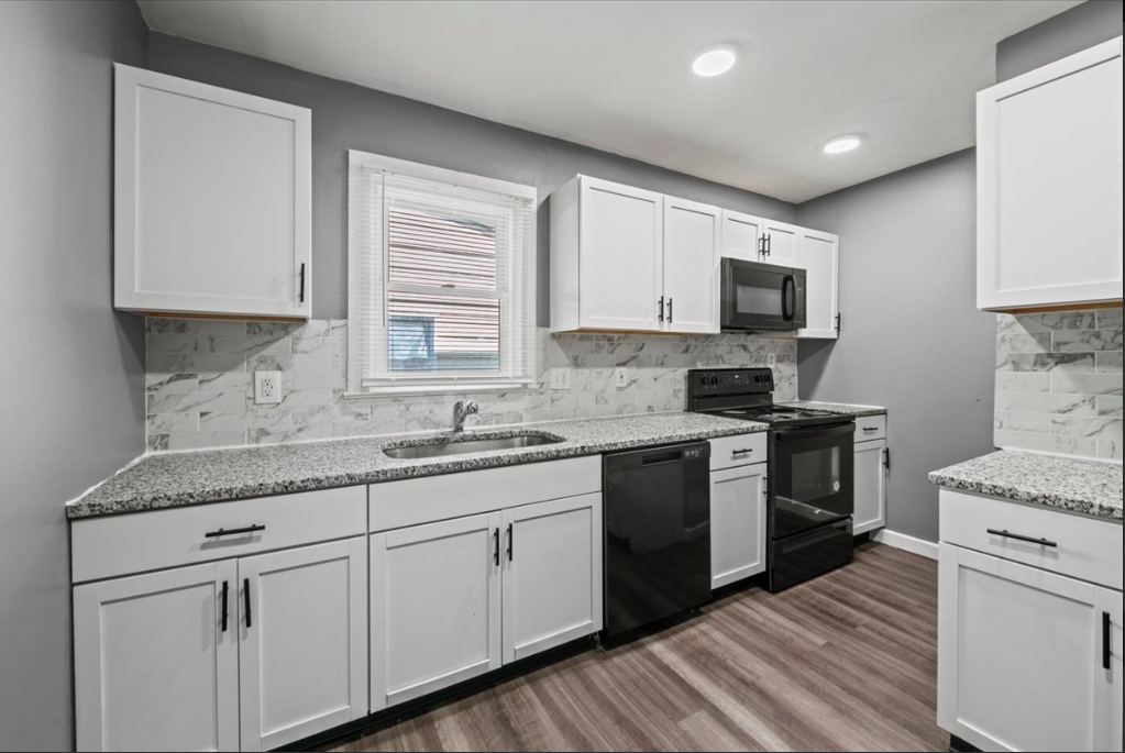 409 N Temple Ave - Photo 5 of 16