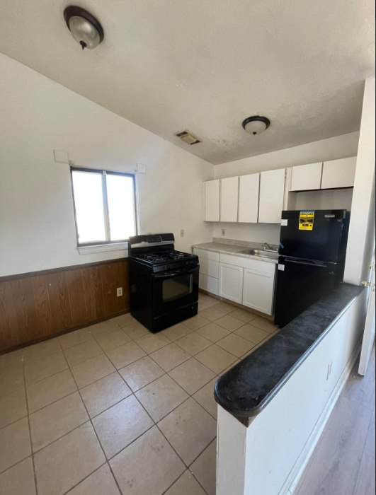 1333 Thurston St #1333 - Photo 4 of 4