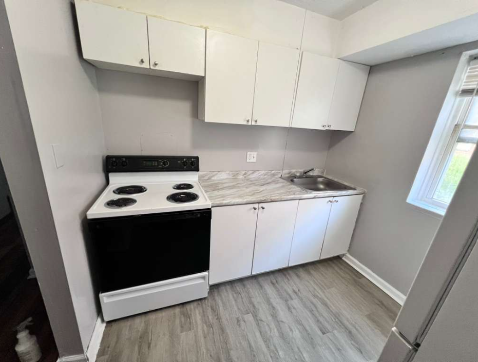 13965 Superior Roadeast, #102 - Photo 4 of 6