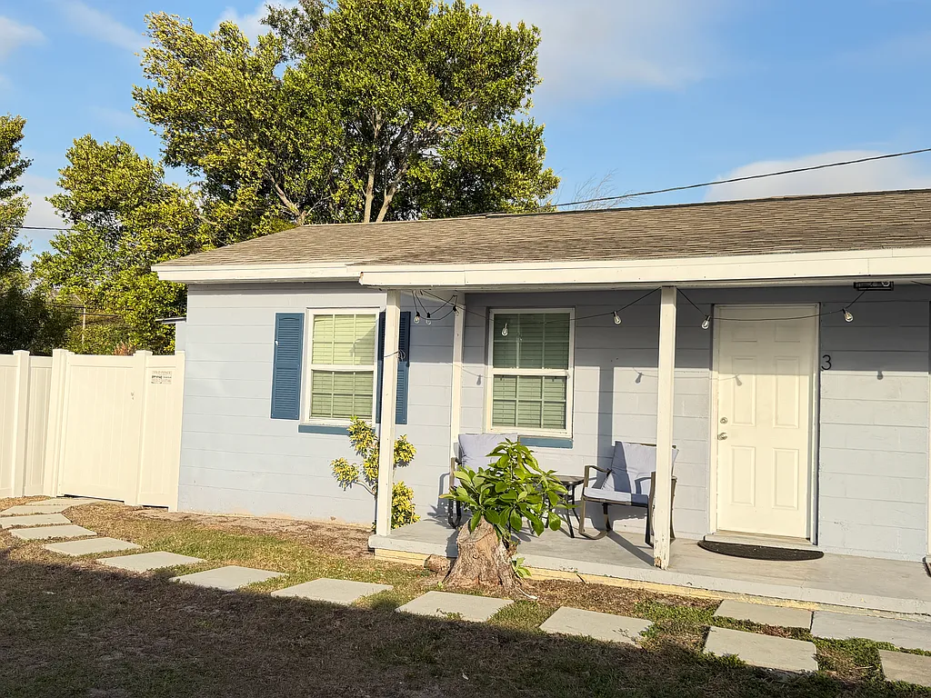 401 S Mars Ave #3 - Photo 2 of 19