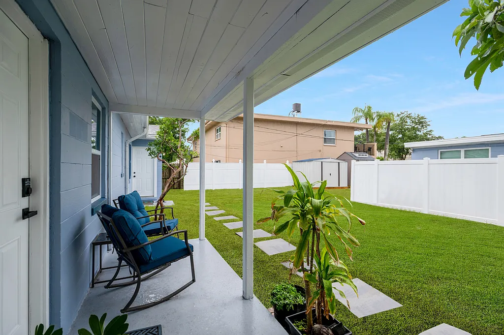 401 S Mars Ave #3 - Photo 3 of 19