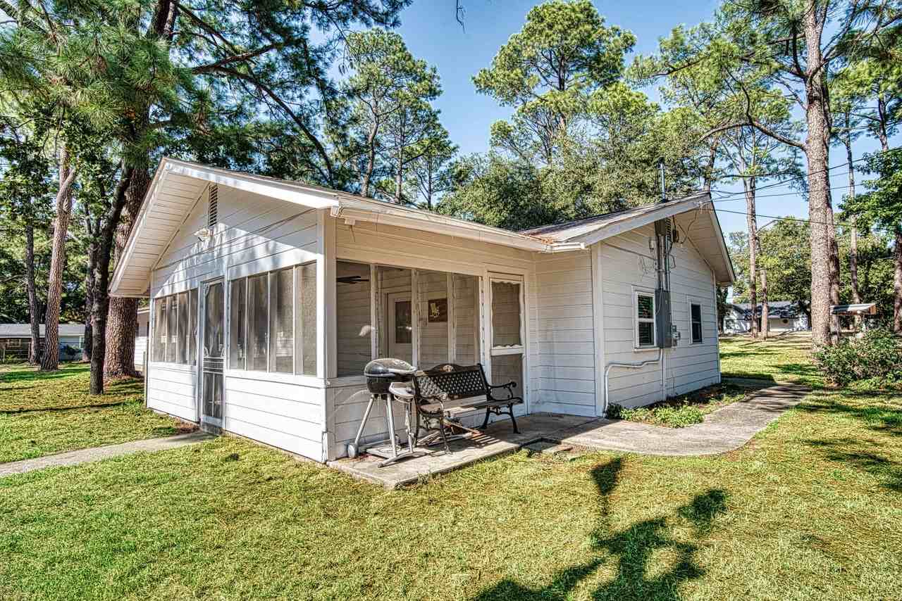 201 White Dr - Photo 4 of 33