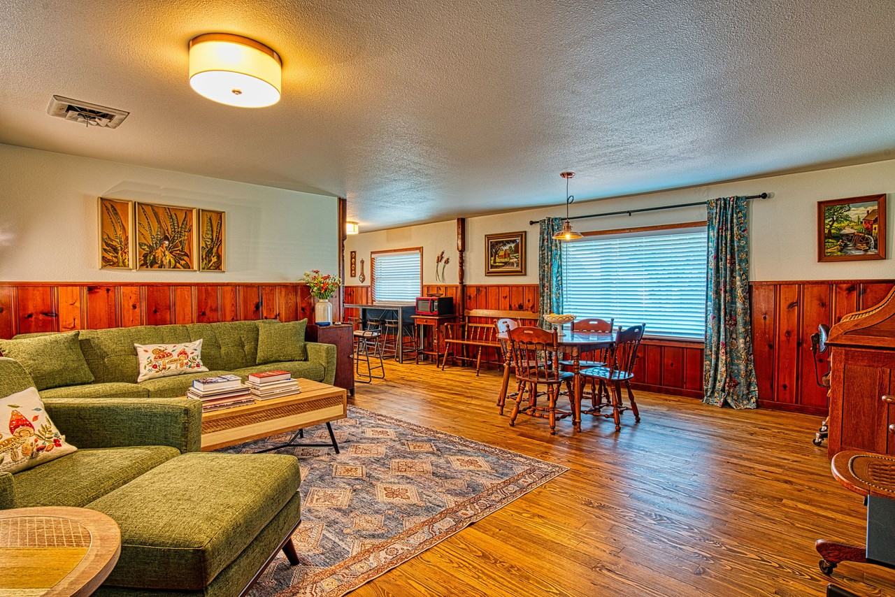 201 White Dr - Photo 7 of 33