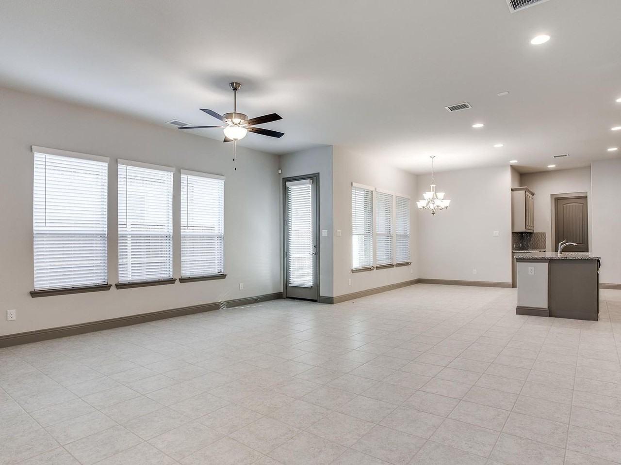 7685 Regal Ln - Photo 3 of 29