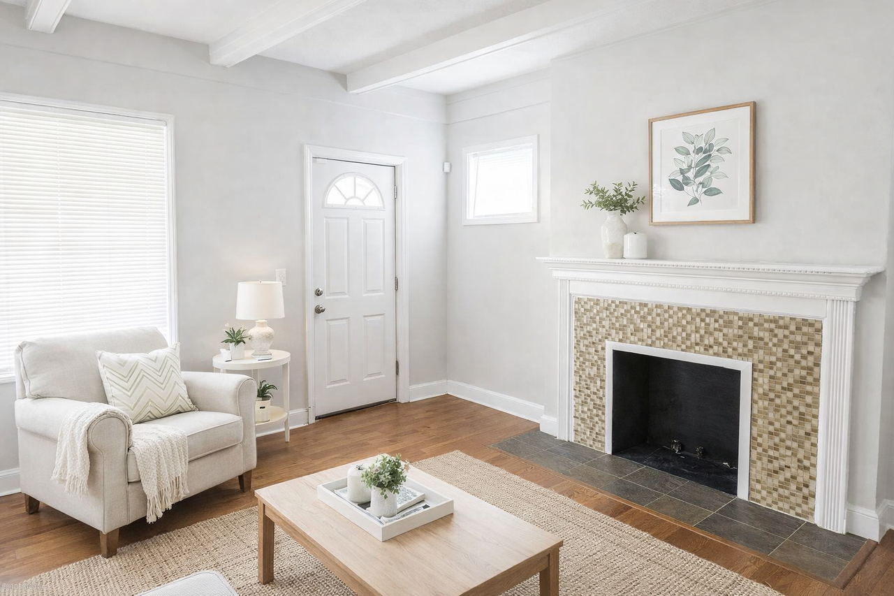 2709 N College Ave - Photo 4 of 15