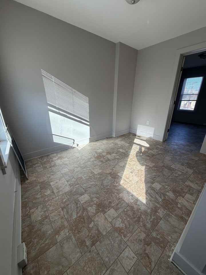 238 W Mifflin St #238 - Photo 5 of 13