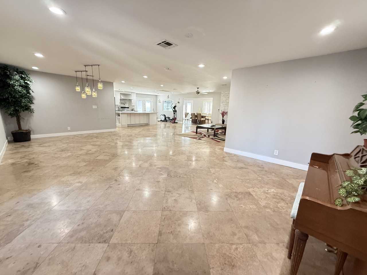 3255 El Camino Rd #1 - Photo 3 of 10