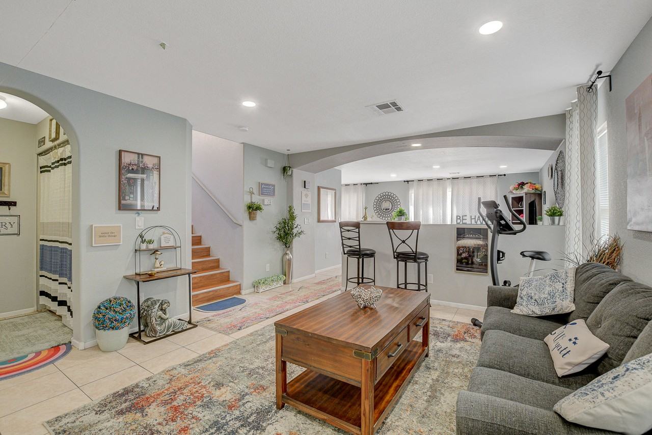 9611 Sage Sparrow Ave #1 - Photo 3 of 10