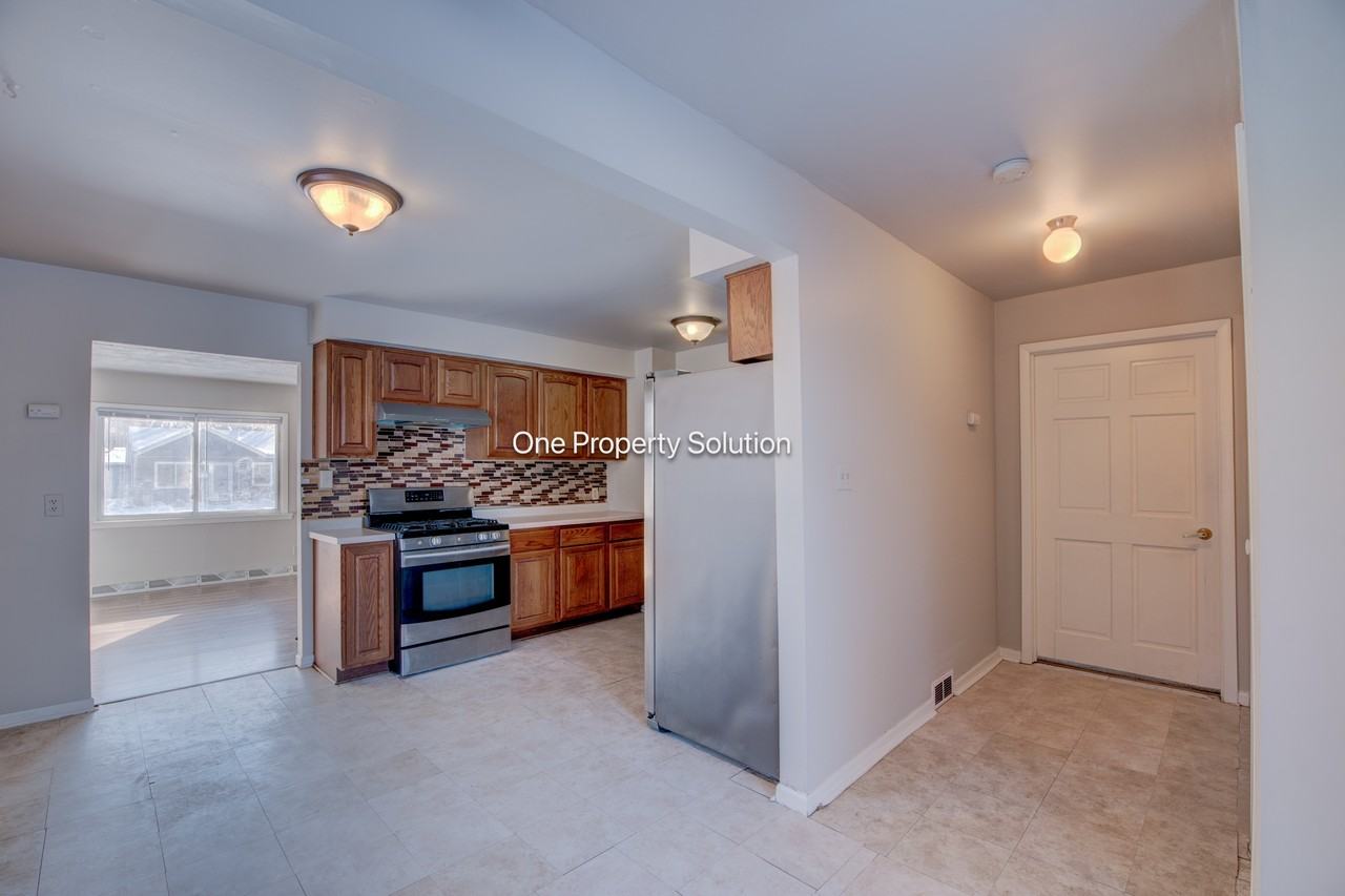 1589 177th Pl #1 - Photo 5 of 20