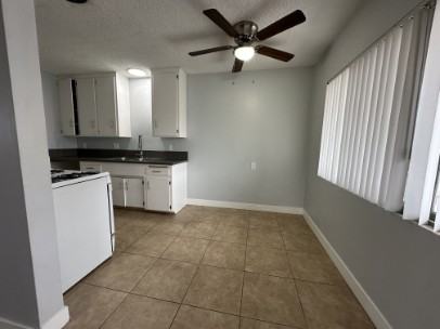 3420 Santa Fe Ave #3 - Photo 5 of 10