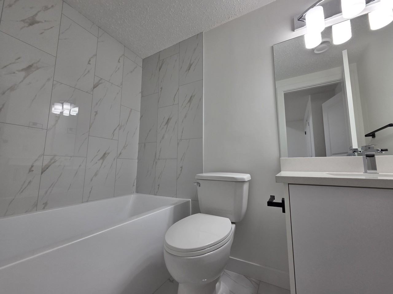 231 Pacific Dr Basement Suite - Photo 7 of 7