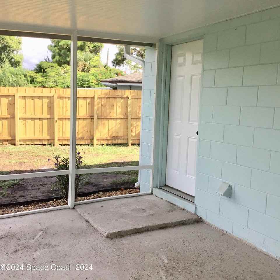 437 Via Palermo Ct #1 - Photo 6 of 16