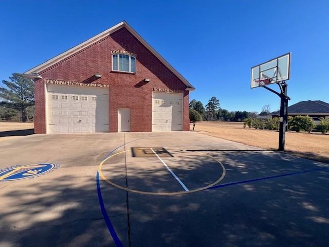 301 Beaver Lake Cir #1 - Photo 2 of 8