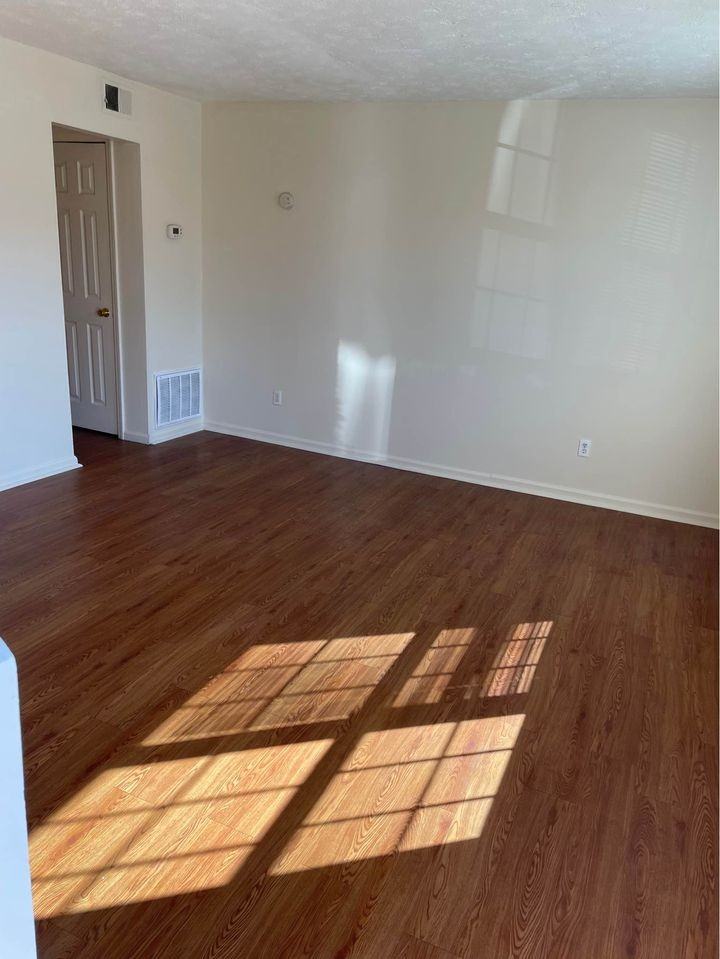 S Porter Dr #3 - Photo 2 of 8